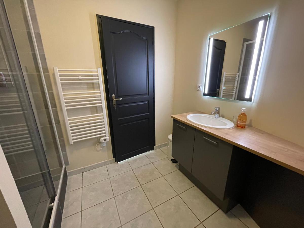 Chablis Hyper Centre Apartment ภายนอก รูปภาพ